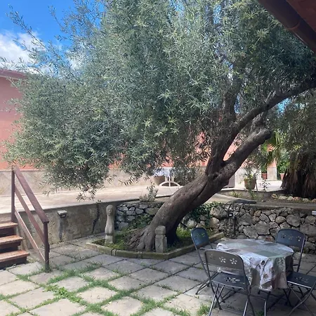 Rosa Villa Canicattini Bagni